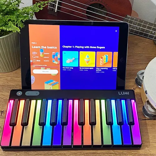 Lumi Portable Beginner’s Keyboard Guides You as You Play