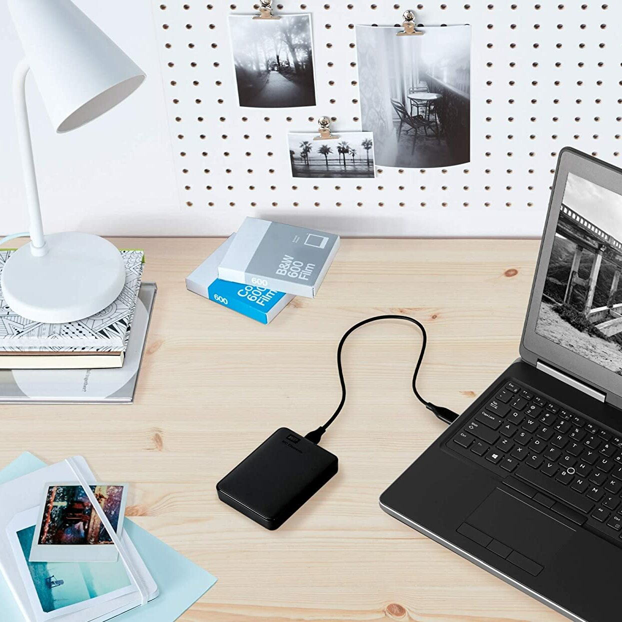 WD 2TB Elements Portable External Hard Drive 