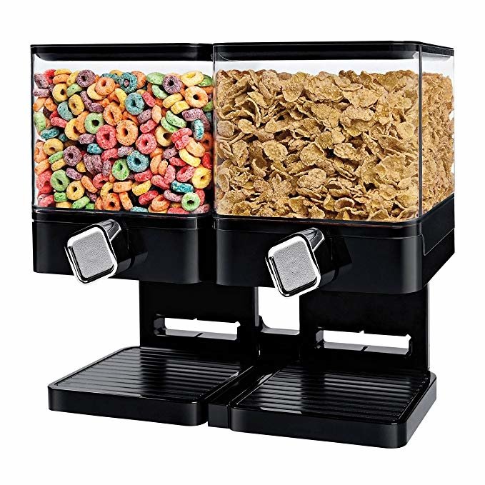 Compact Dry Food Dispenser