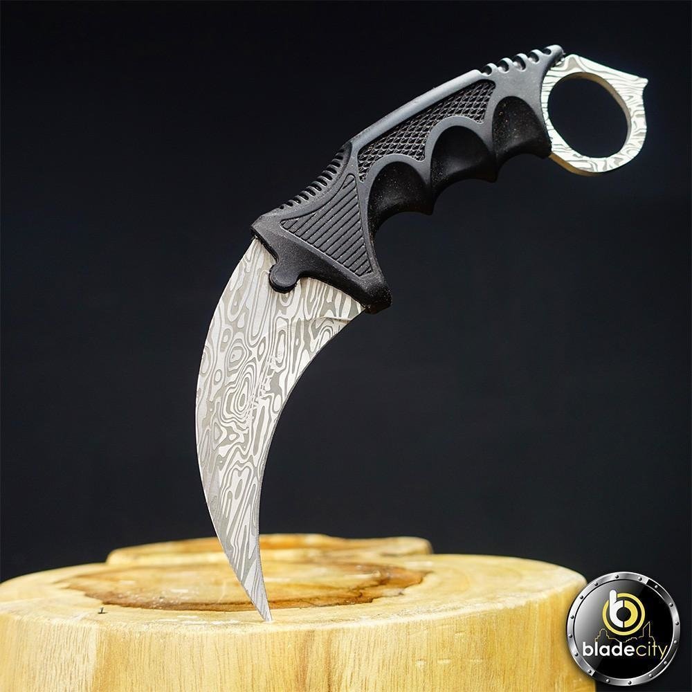 Damascus Karambit