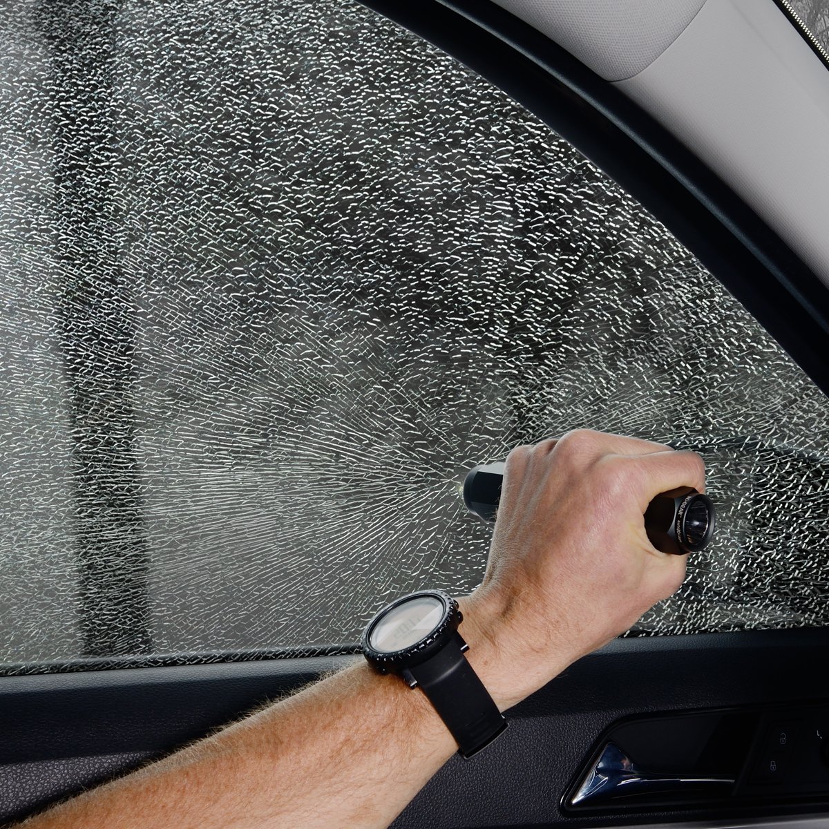 3-in-1 Emergency Car Tool