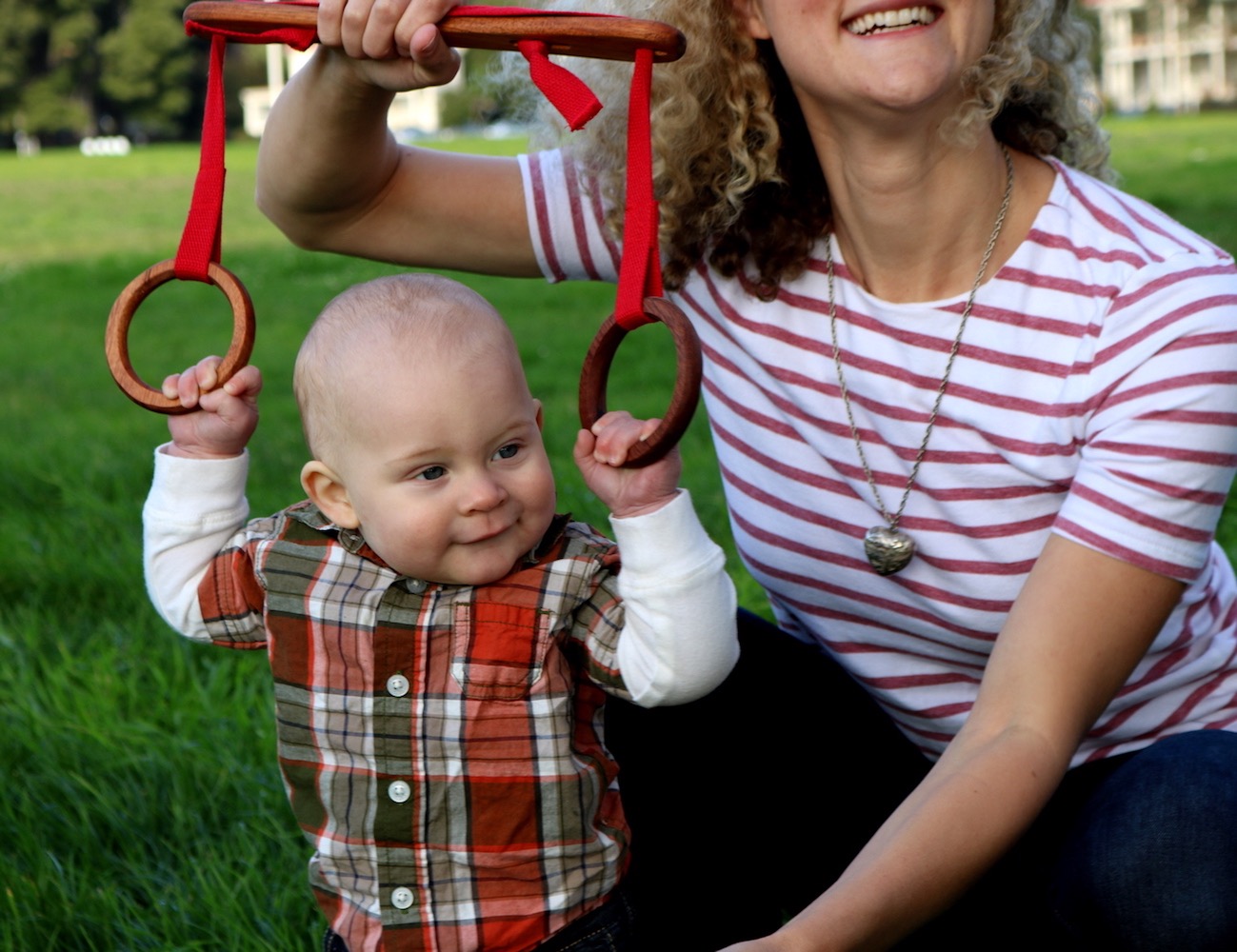 A Tool for Toddlers Learning to Walk