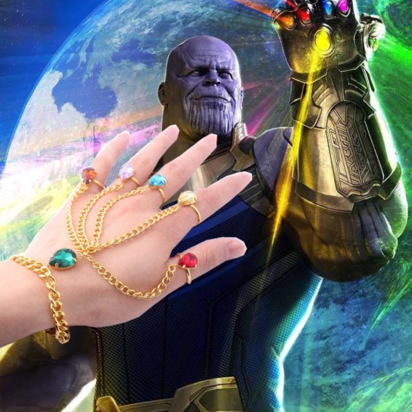 Avengers: Thanos Infinity Gauntlet BraceletRing Set