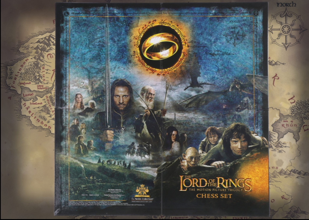 Battle For Middle Earth Chess Set