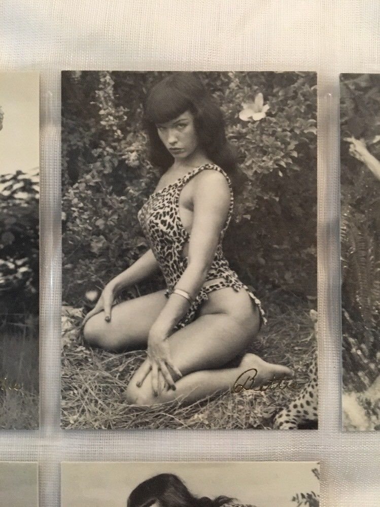 Bettie Page: Queen of Curves 