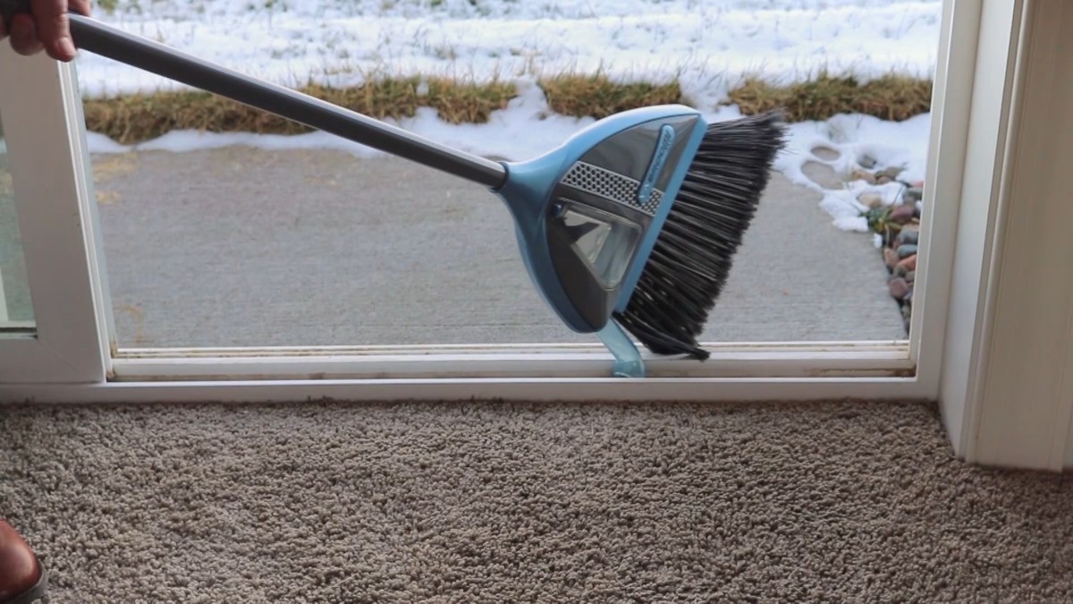 Broom With a Vacuum