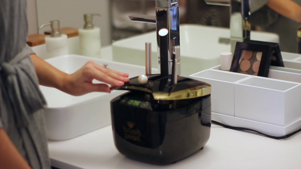 BrushPearl Electric Professional Ultrasonic Makeup Brush Cleaning Device