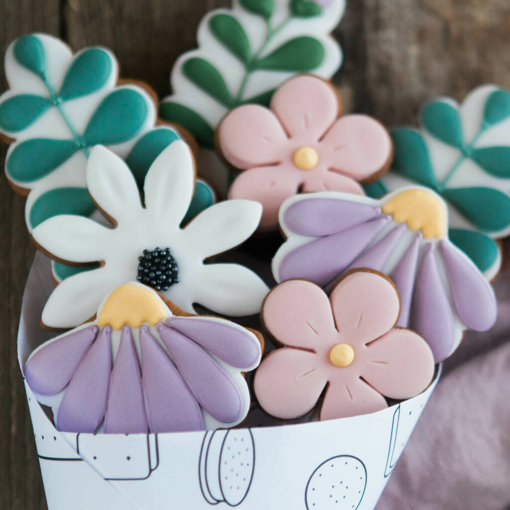 Bunch Of Biscuit Flowers