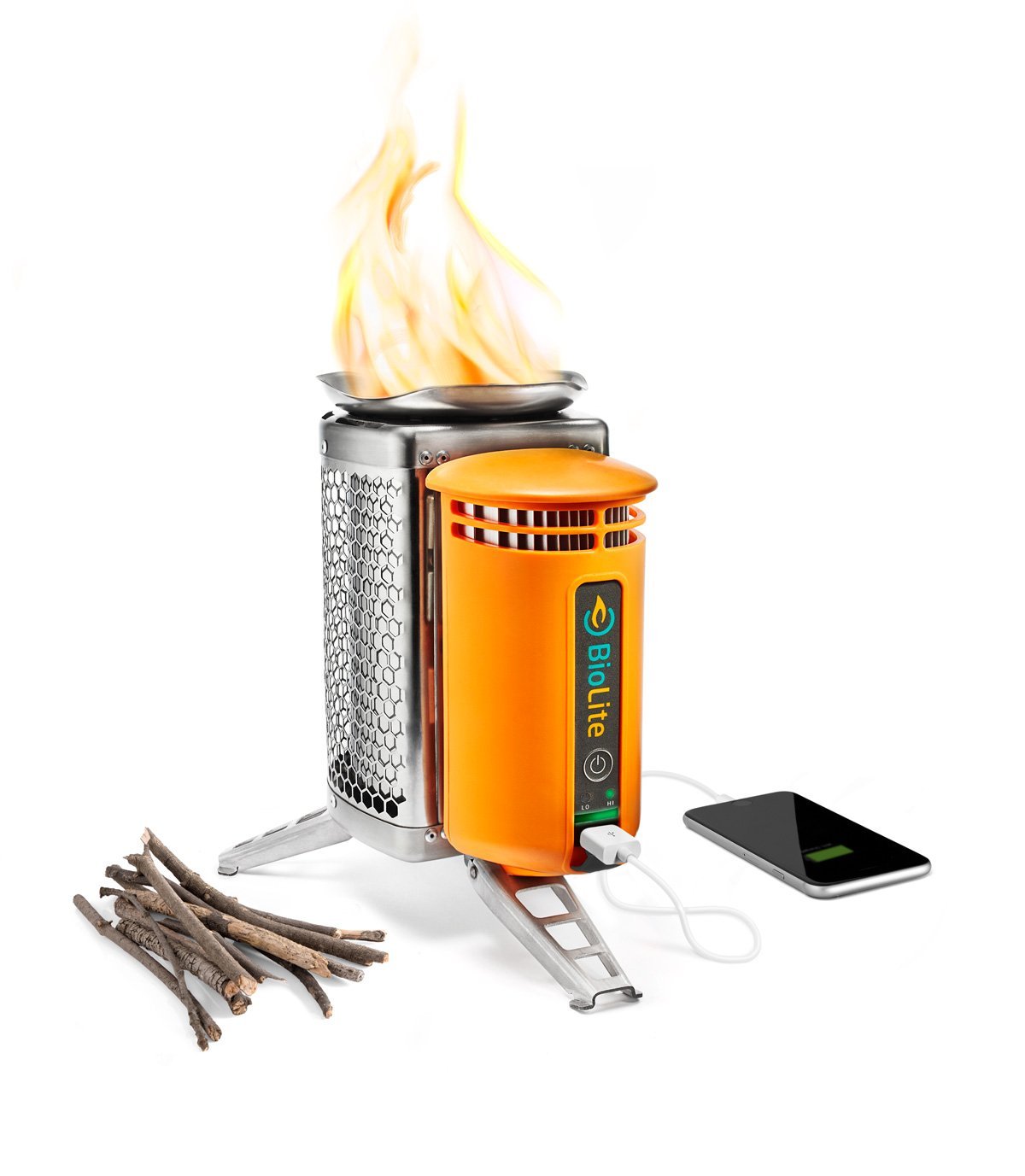 Camping Stove that Turns Fire into Energy to Charge Devices