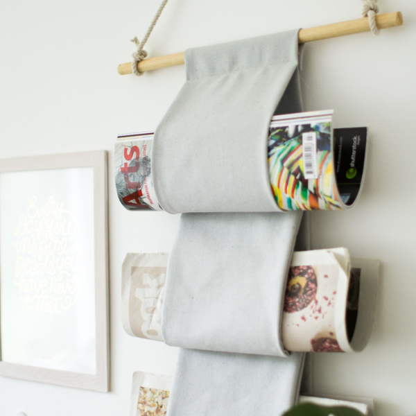 Canvas Magazine Hanger