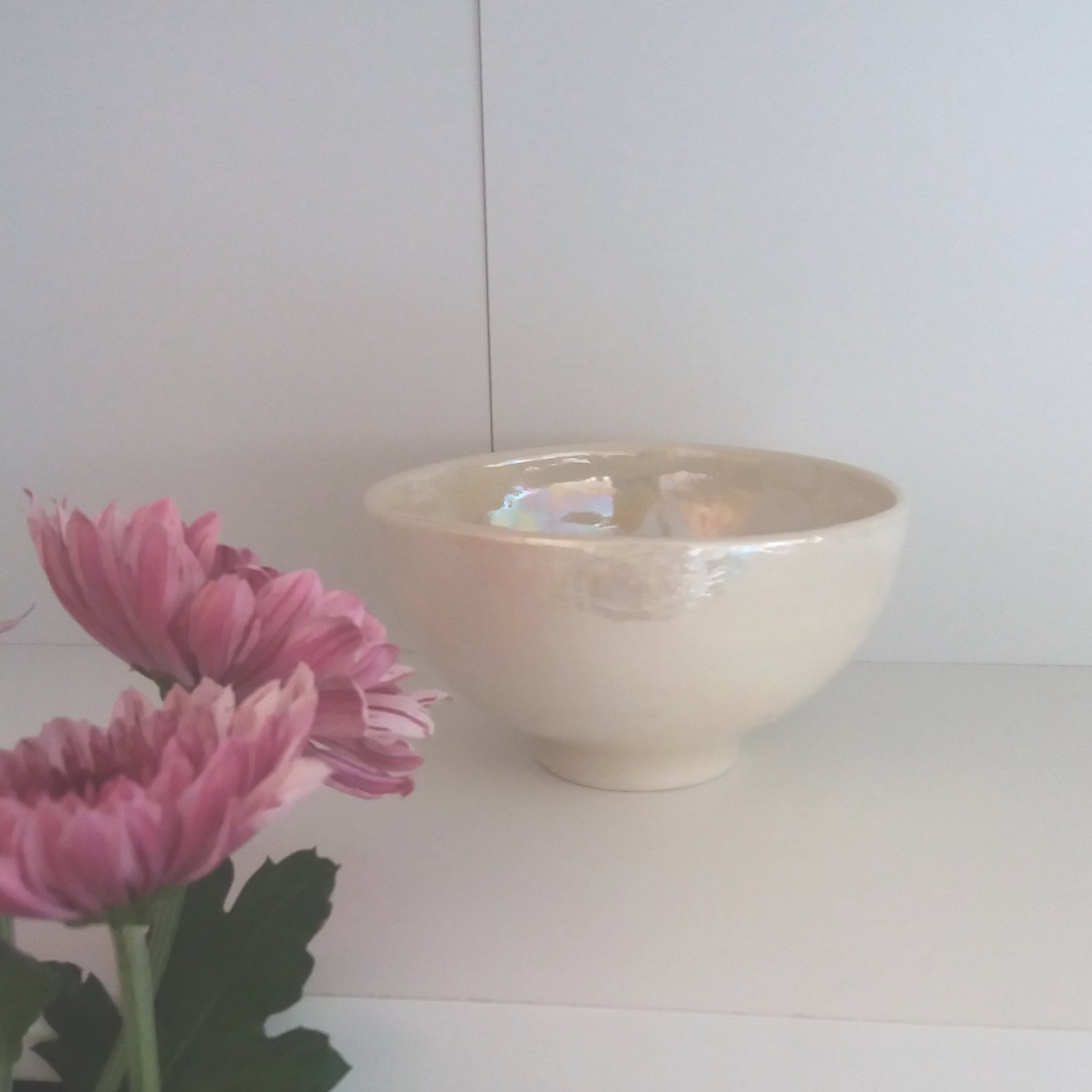 Ceramic Bowls with Pearl Glaze