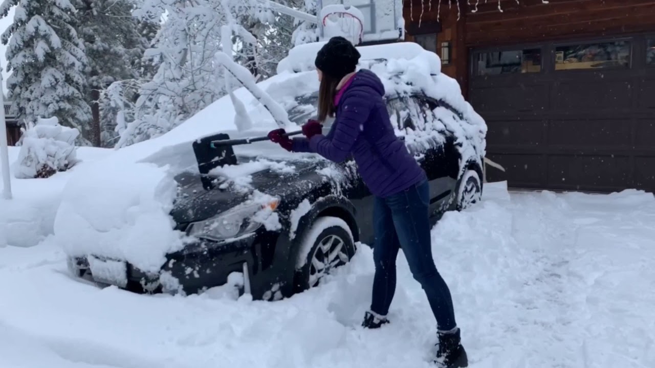 Collapsible Paddle Snow Removing Tool