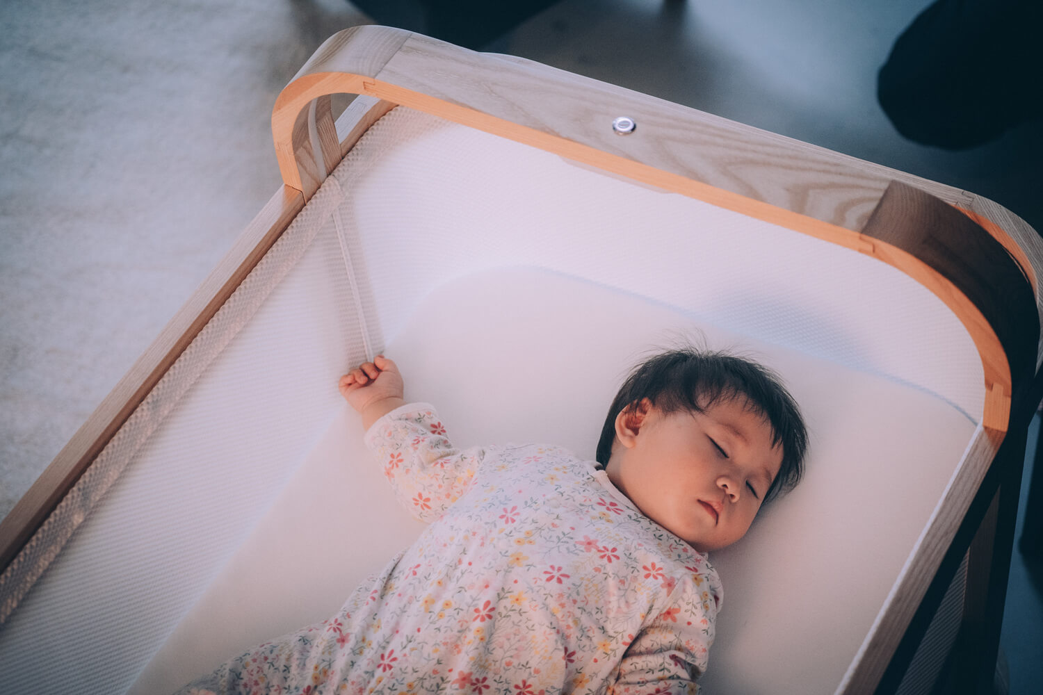 Cradlewise Smart Crib