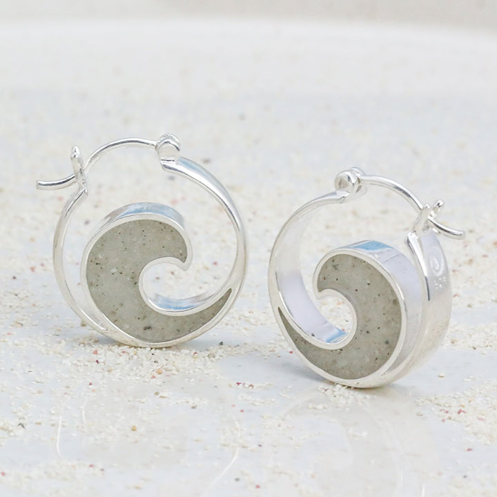 Custom Jewelry Made from Authentic Sourced Sand from Your Beach Trips