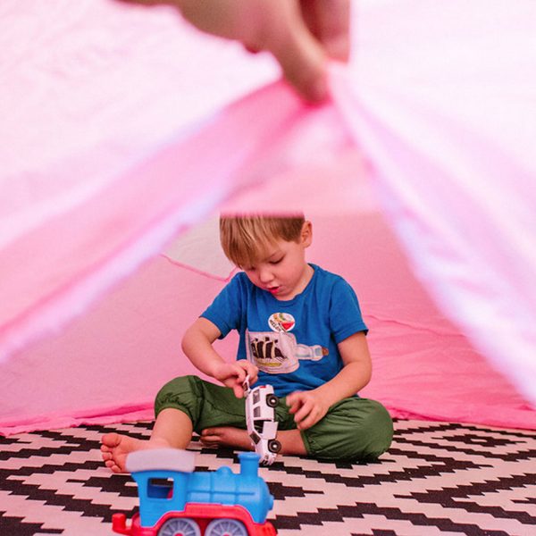 Fan Inflating Kids Fort