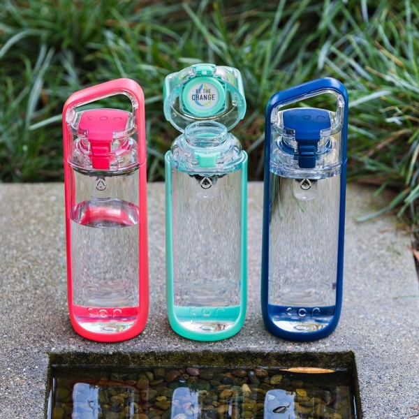 Filtering Water Bottle