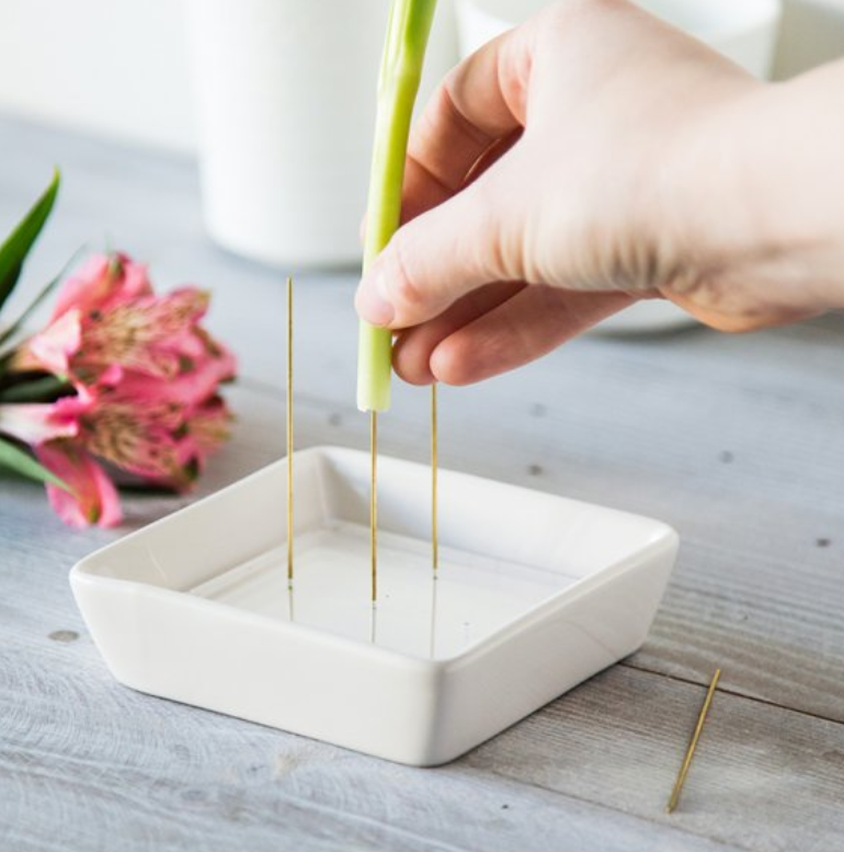 Floating Flower Pin Vase