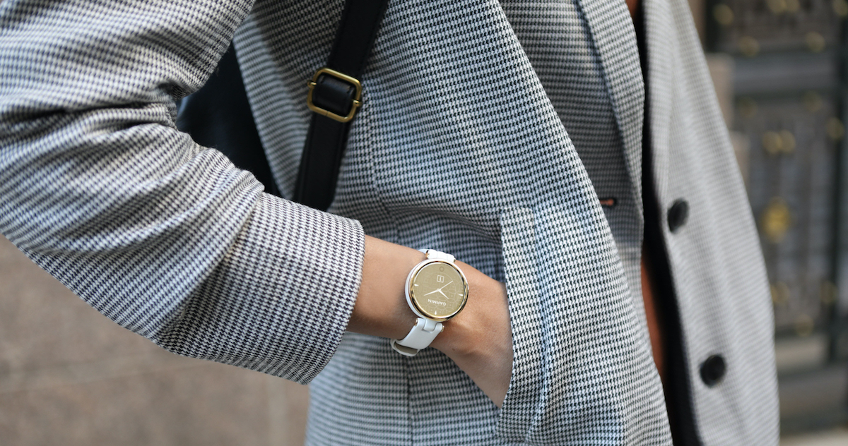 Garmin Lily Stylish Smartwatch for Women
