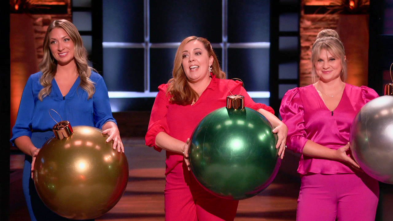 Giant Inflatable Ornament