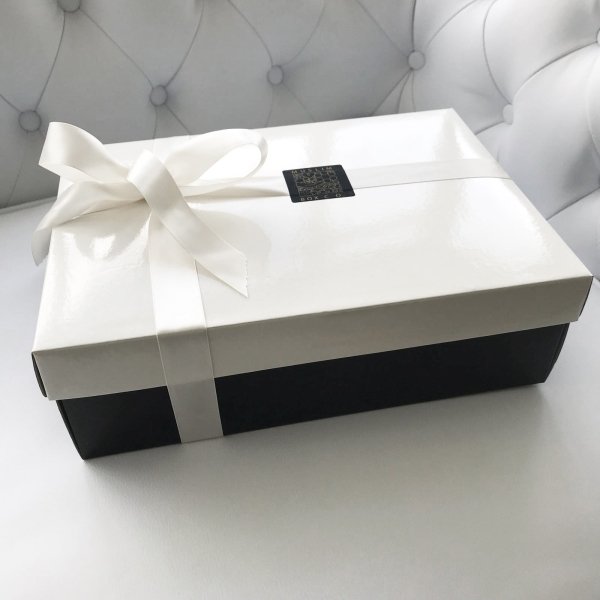Gift Box For Muslim Couples