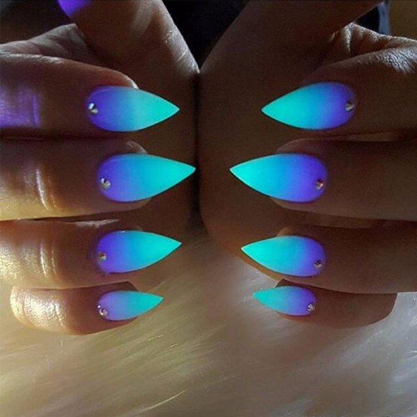 Glow In The Dark Nail Polish 