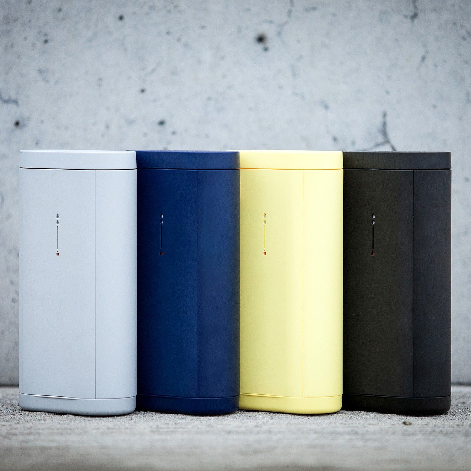 Hand-Held Ice Cube Maker