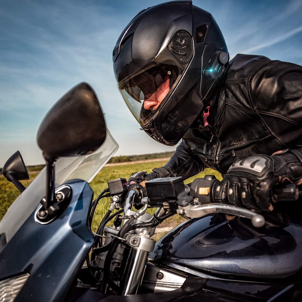 Helmet Communication