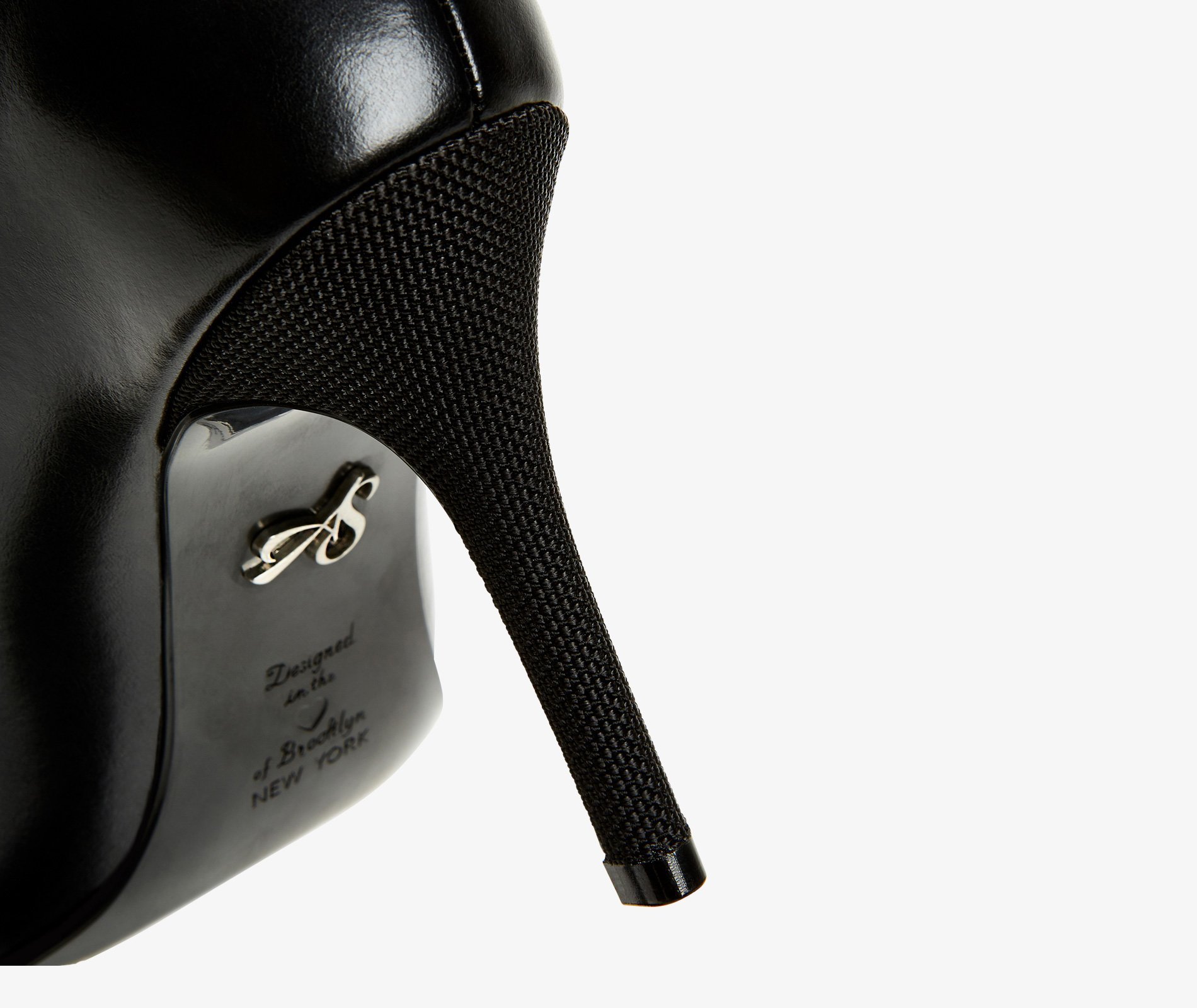 High-Tech Heels that Feel Like Sneakers Inside