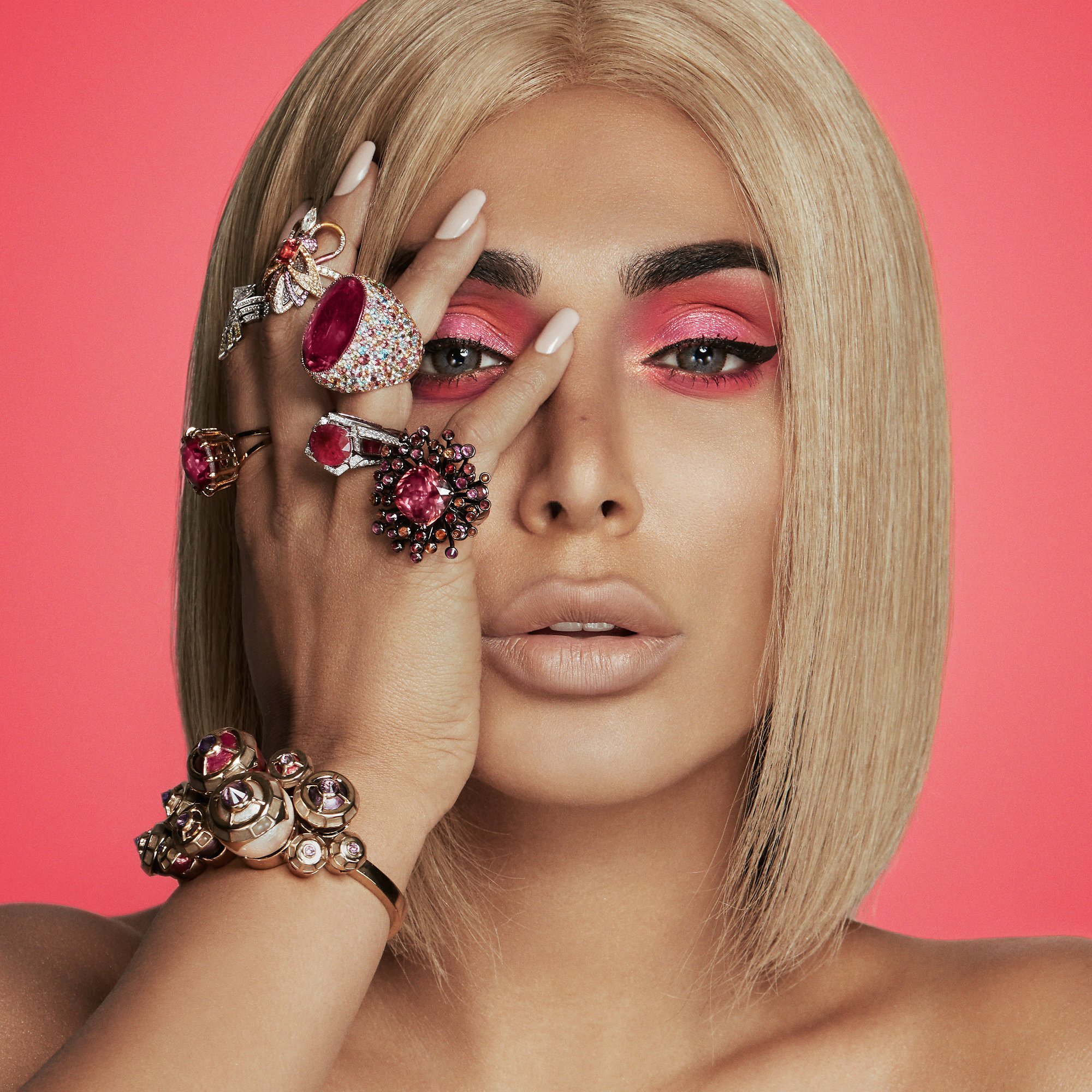 Huda Beauty Ruby Obsessions Eyeshadow Palette