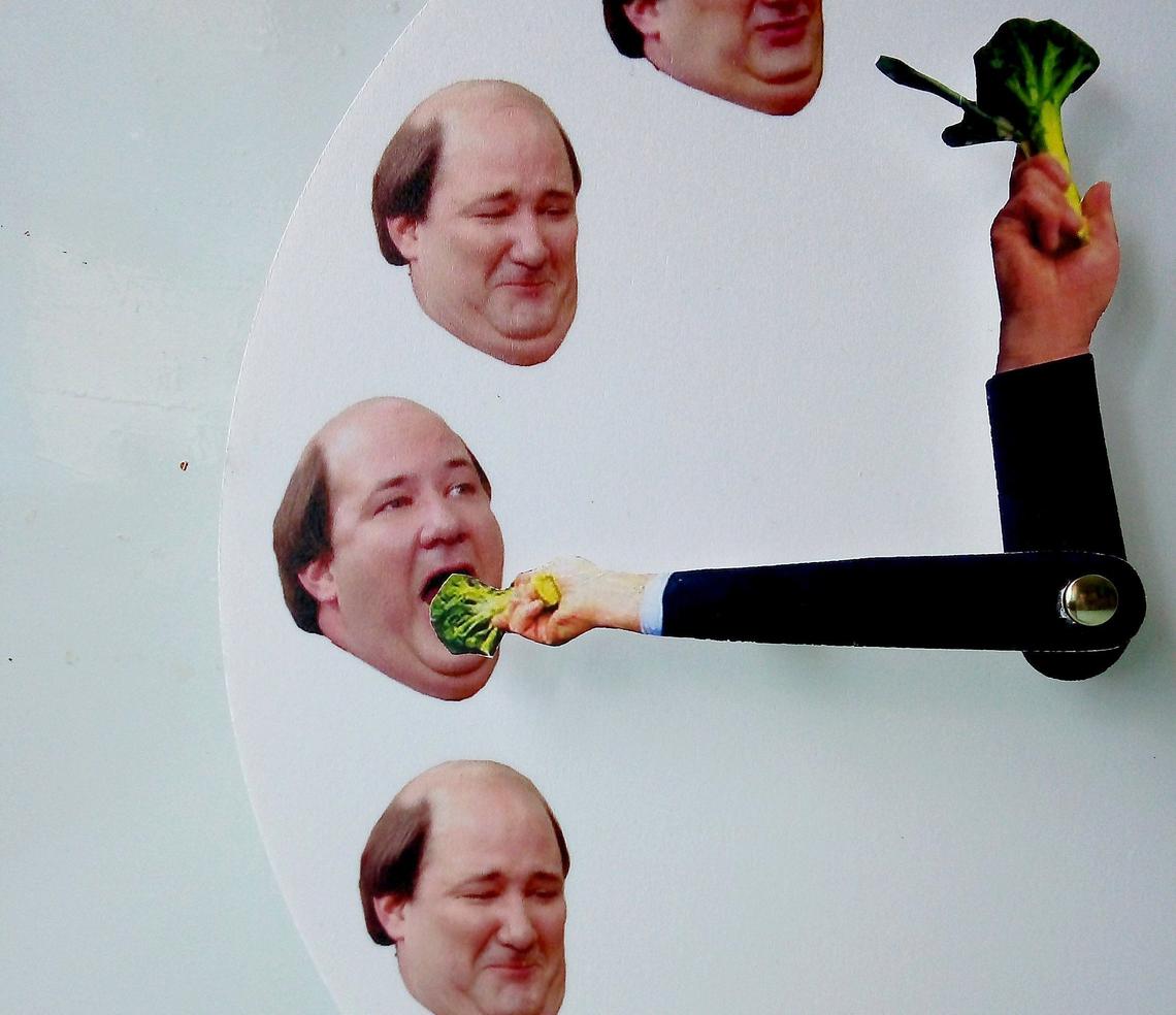 Kevin Broccoli Wall Clock