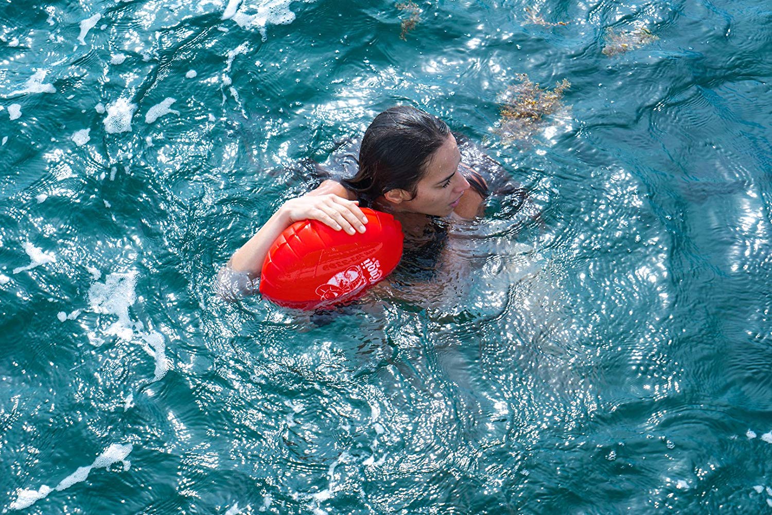 Kingii: A Wristband Emergency Flotation Device