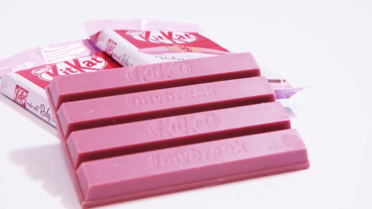 Kit Kat Ruby Chocolate Bar