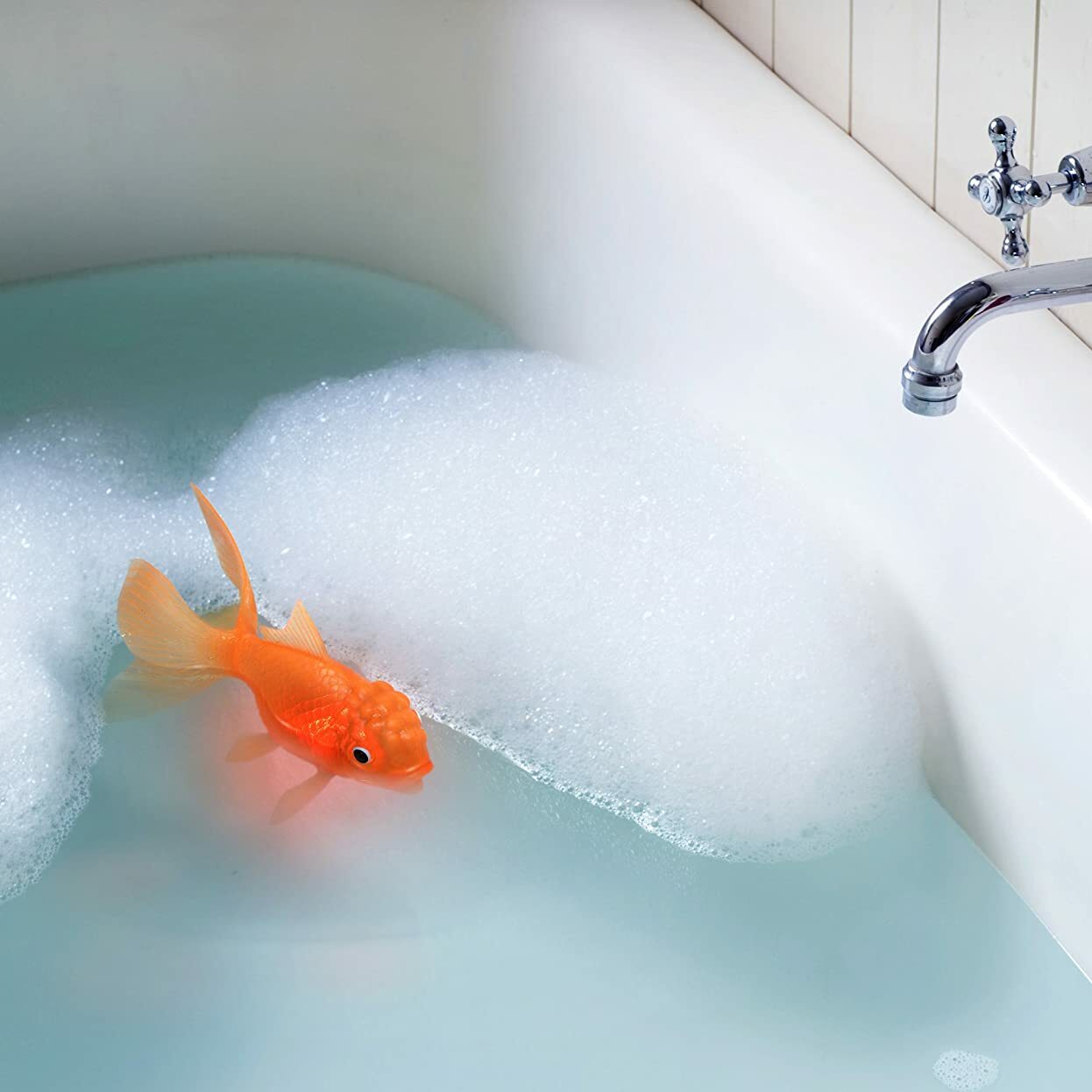 Koi Light-Up Bath Goldfish