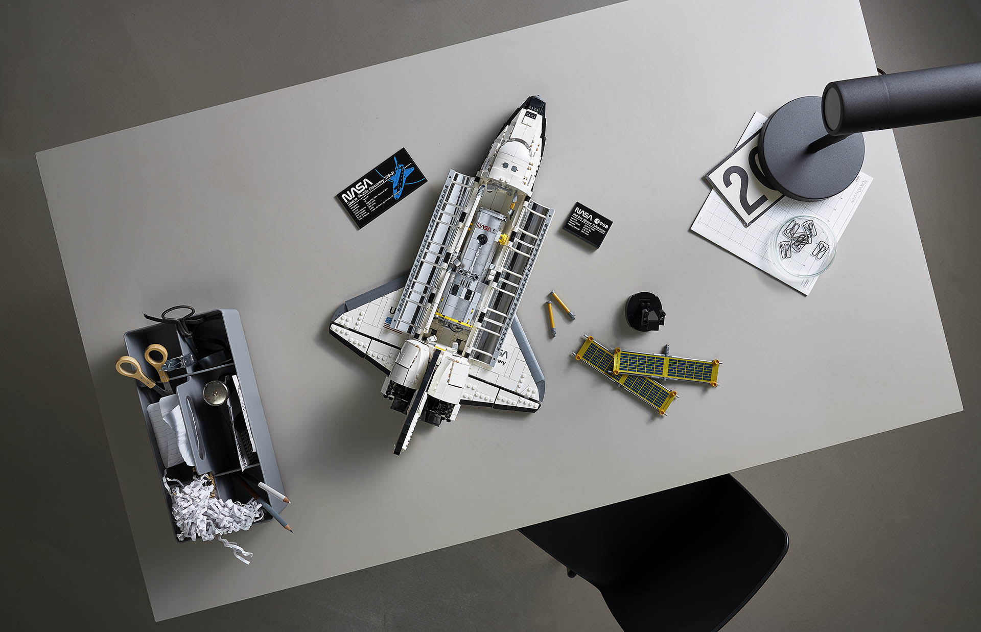 LEGO NASA Space Shuttle Discovery