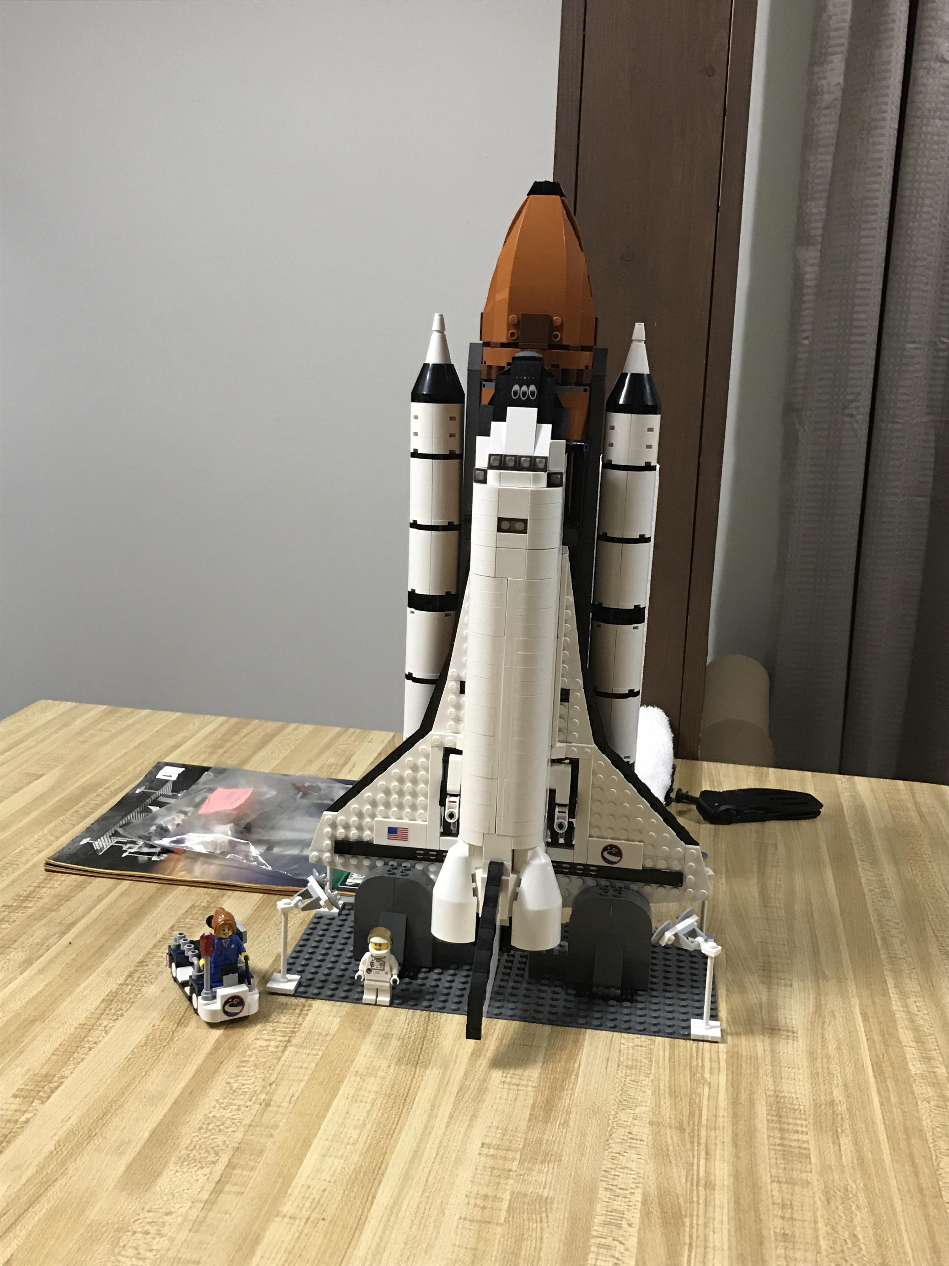 LEGO Shuttle Expedition