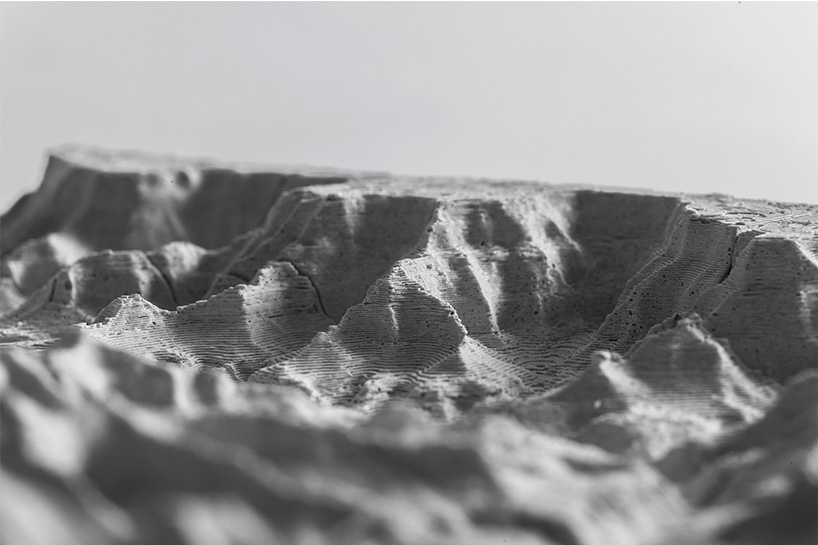 Logifaces Geometric Puzzle Game