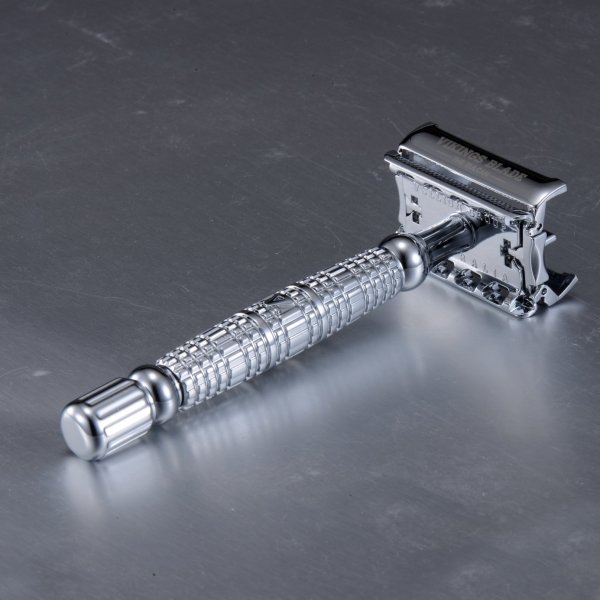 Long Handle Platinum Safety Razor