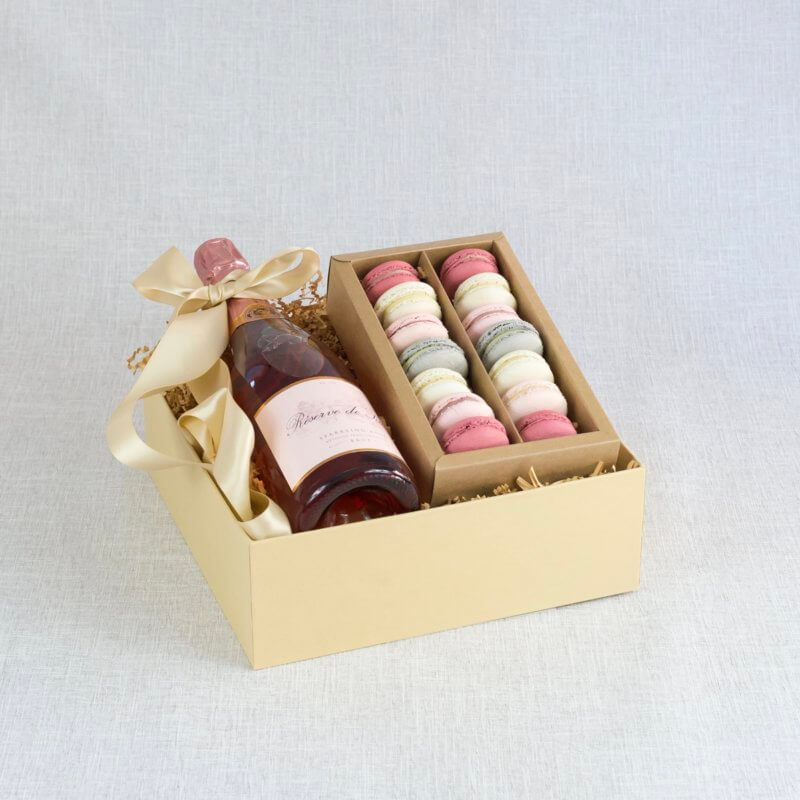 Macarons Gift Set