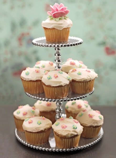 Mariposa String Of Pearls Houseware Collection