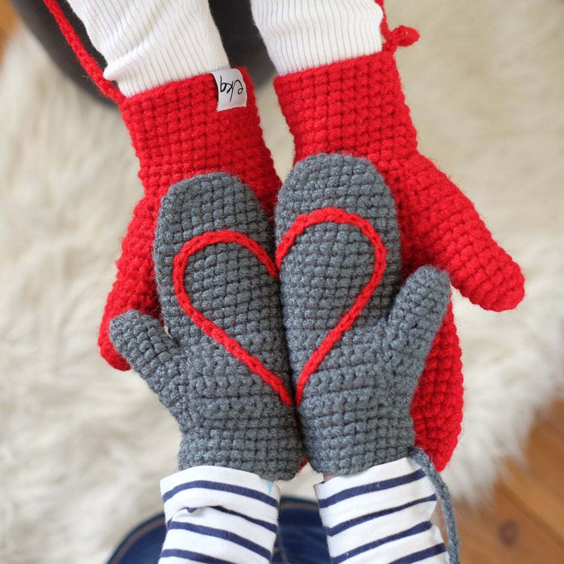 Mittens With Heart 