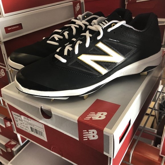 New Balance Cleat Baseball Shoe