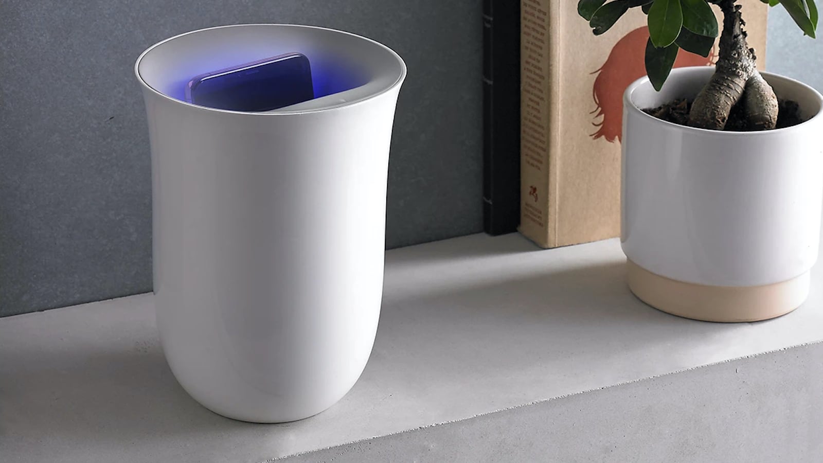 Oblio Phone Sanitizer and Wireless Charger