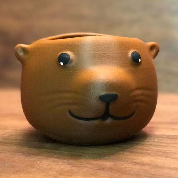 Otter Planter