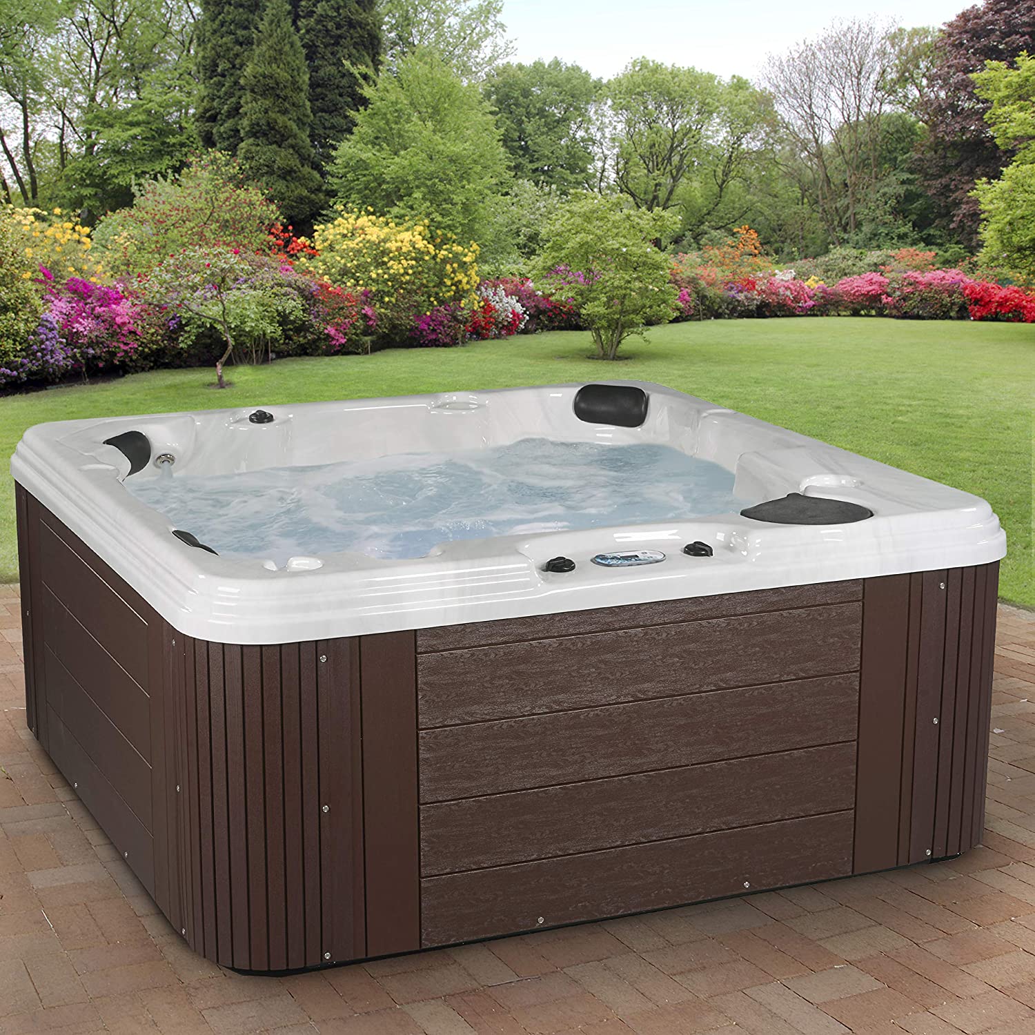  Outdoor Hot Tub