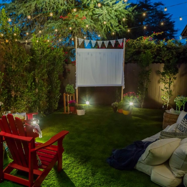 Outdoor Movie Screen