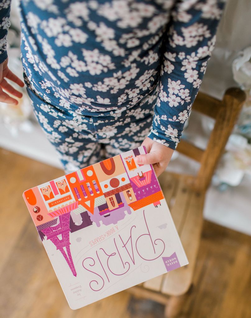 Paris: A Book of Shapes (Hello, World)