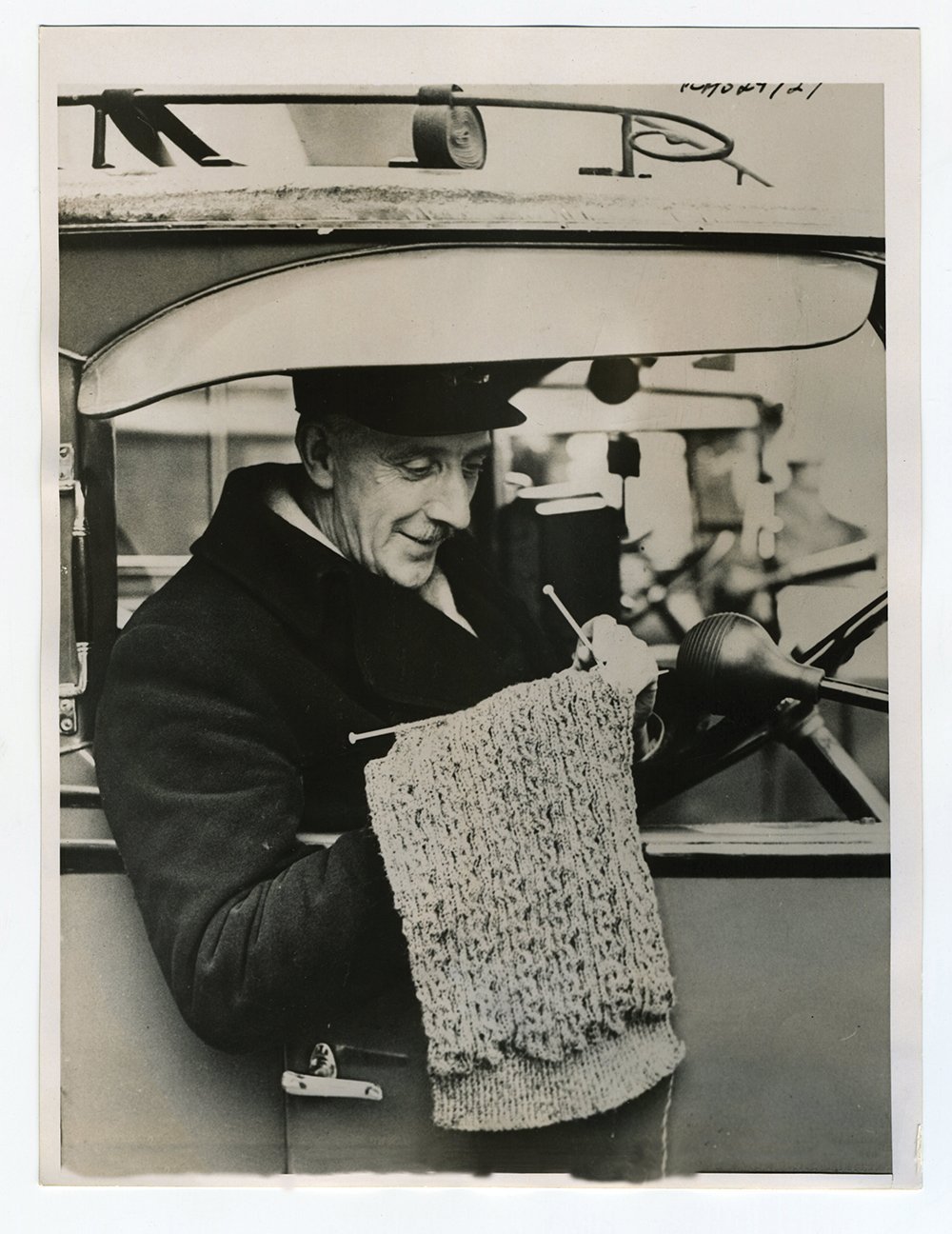 People Knitting: A Century of Photographs