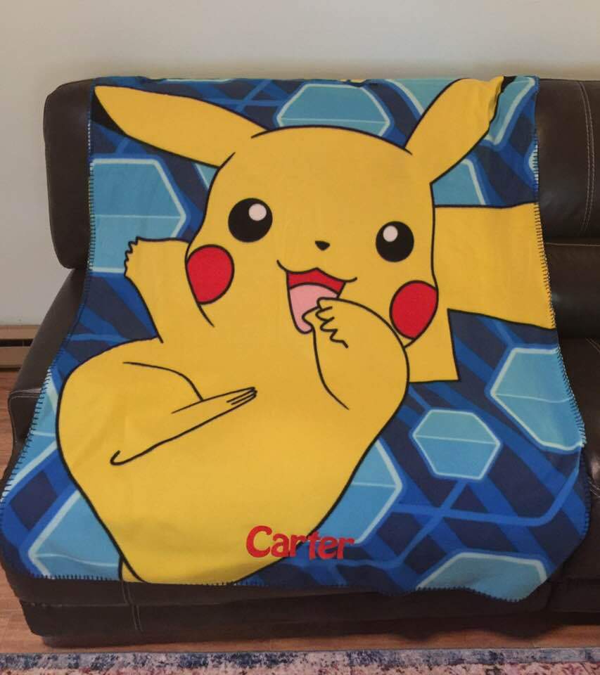 Pokémon Pikachu Fleece Throw Blanket