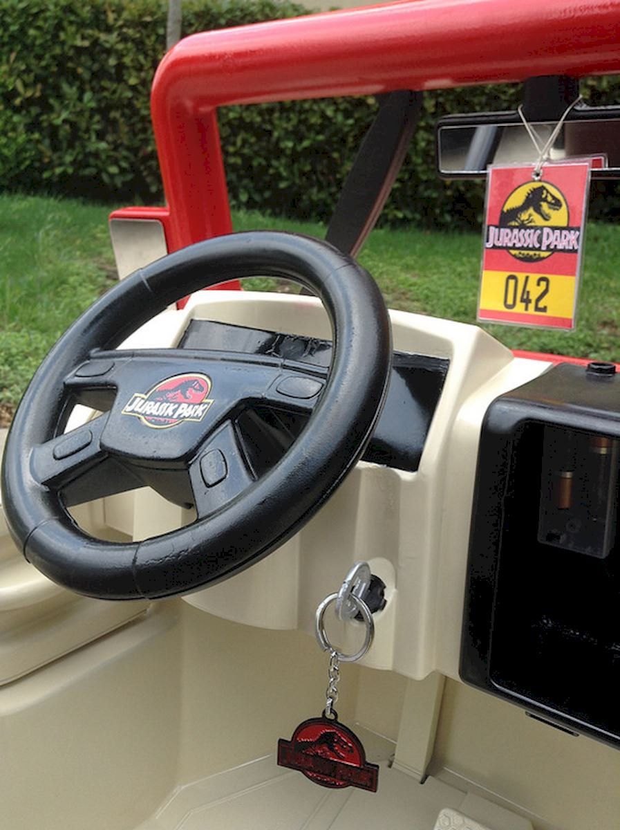 Power Wheels Jurassic World Jeep