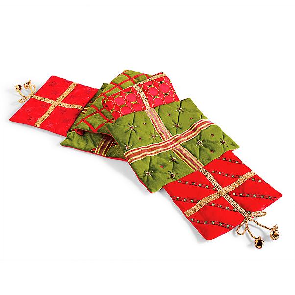 Presents Table Runner